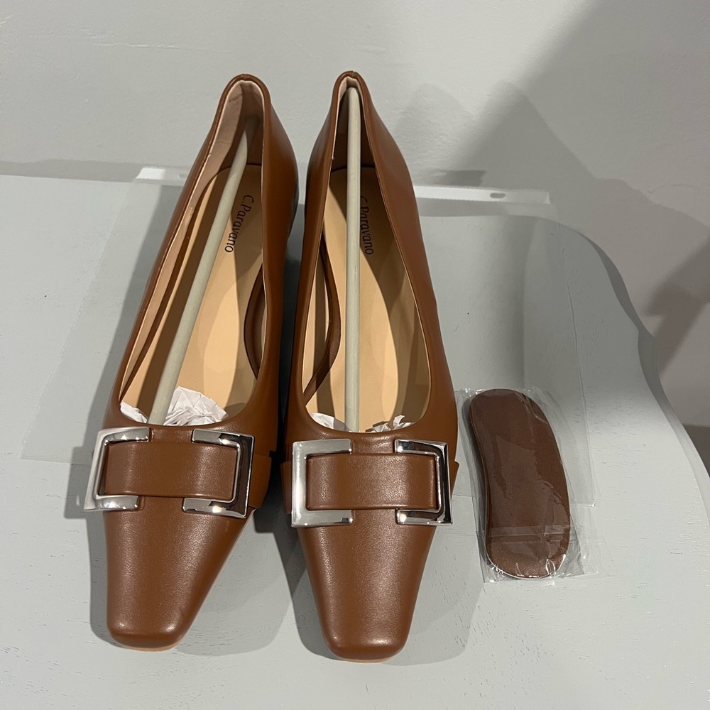 Sophisticated Brown and Silver Loafers with Square Toe